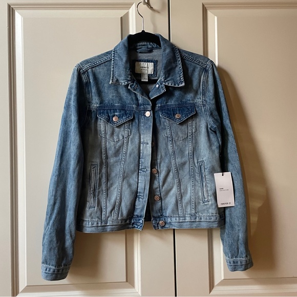 Forever 21 Jackets & Blazers - Forever 21 Los Angeles Blue Jean Jacket Size Small